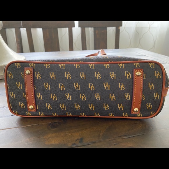 Dooney & Bourke Tote - Picture 6 of 14